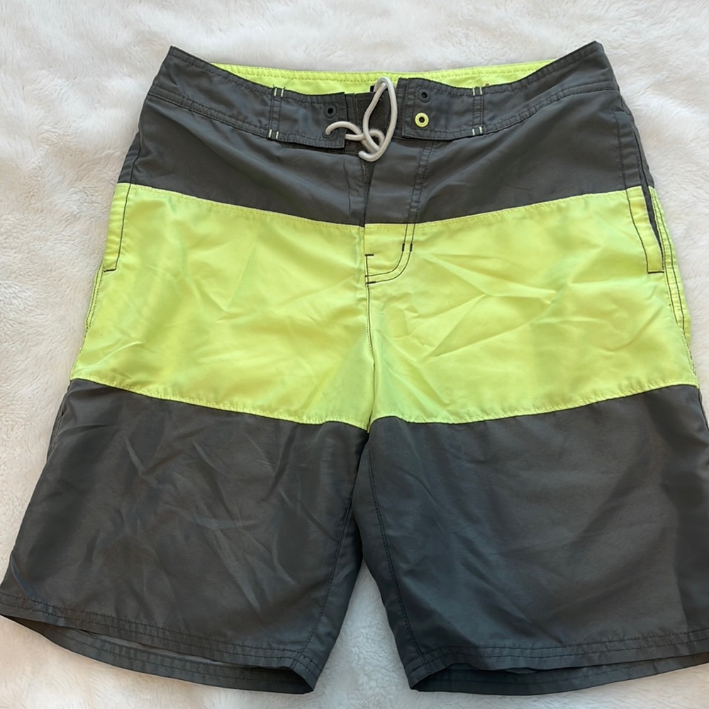 Swim trunk. Small. Brand:American Eagle.